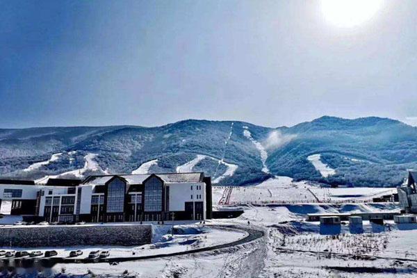 2021-2022西安及附近滑雪的地方 好玩的滑雪场推荐1