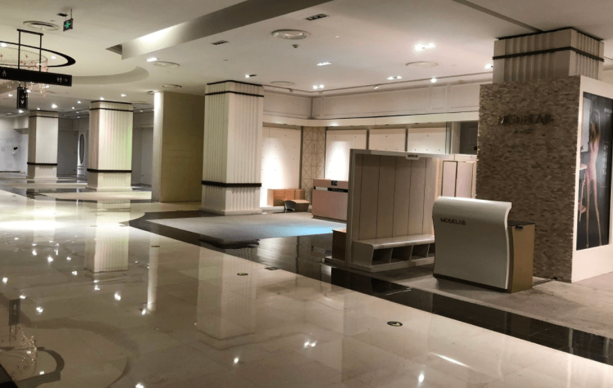 原创 北京一家大型商场，虽然身处闹市之中，可是却走上了“倒闭之路”4