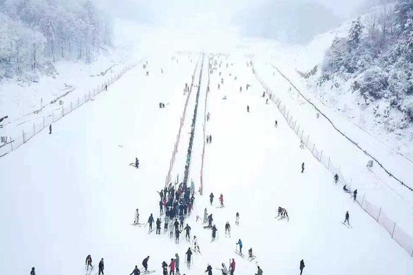 2022曾家山滑雪场将于2021年12月31日开园营业1