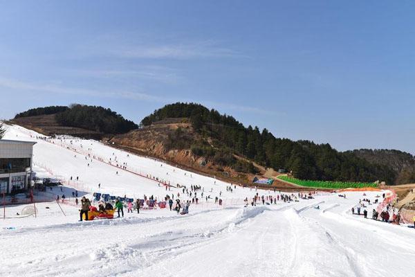 2022曾家山滑雪场将于2021年12月31日开园营业3