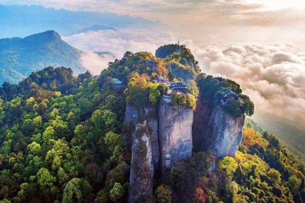 绵阳附近有什么山可以爬 附交通指南2