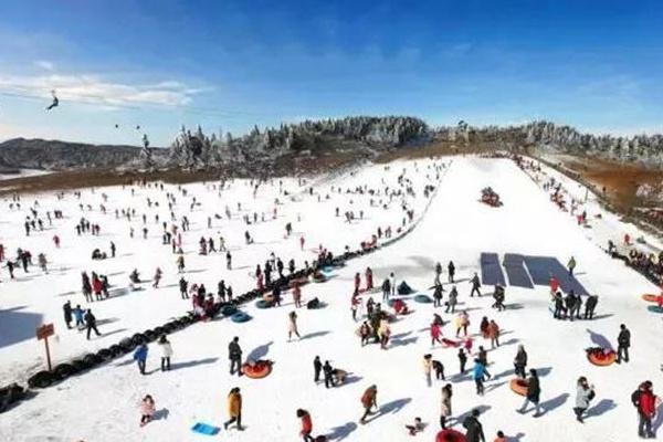 重庆周边好玩的滑雪场推荐1