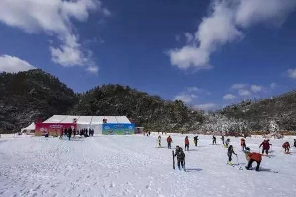 重庆周边好玩的滑雪场推荐4