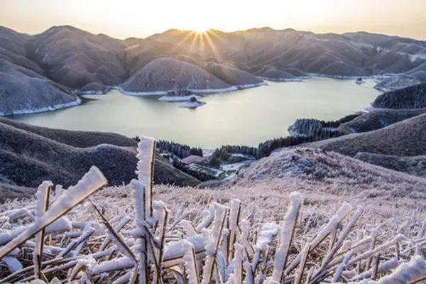 桂林全州天湖滑雪场有用餐的地方吗?开放时间是什么时候1