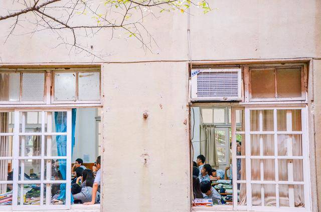 一起去周杰伦的母校看一看吧，看电影里同款场景9