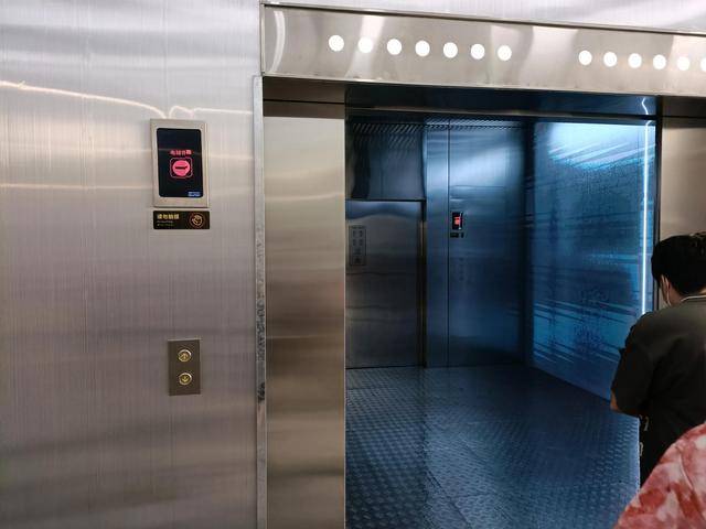 广州最近来了个展览,两个人140,感觉智商受到了欺骗6