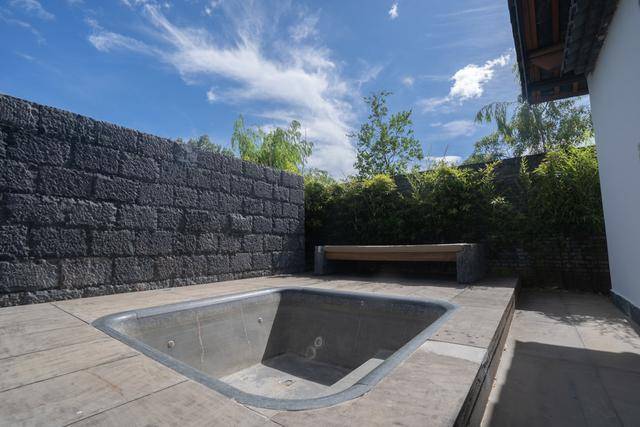 直面玉龙雪山的度假酒店,来丽江一定要住一次4