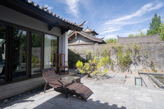 直面玉龙雪山的度假酒店,来丽江一定要住一次5