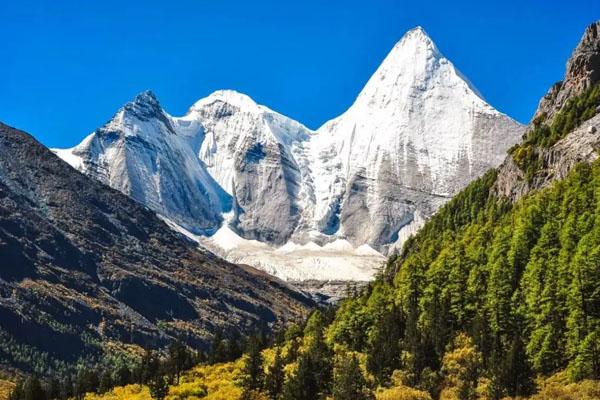 稻城亚丁最佳旅游时间 最佳拍摄季节3