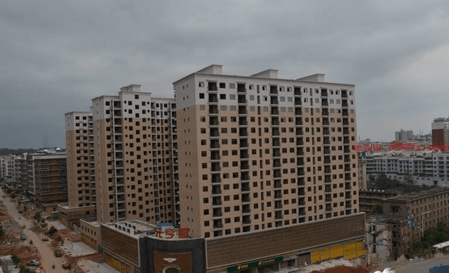 中山曾经一“富人区”，却因开发商导致烂尾，业主至今都不能入住5