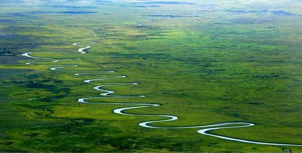 自然界吉尼斯之最：世界最“袖珍”河流，最窄处过路鱼都会被卡住1