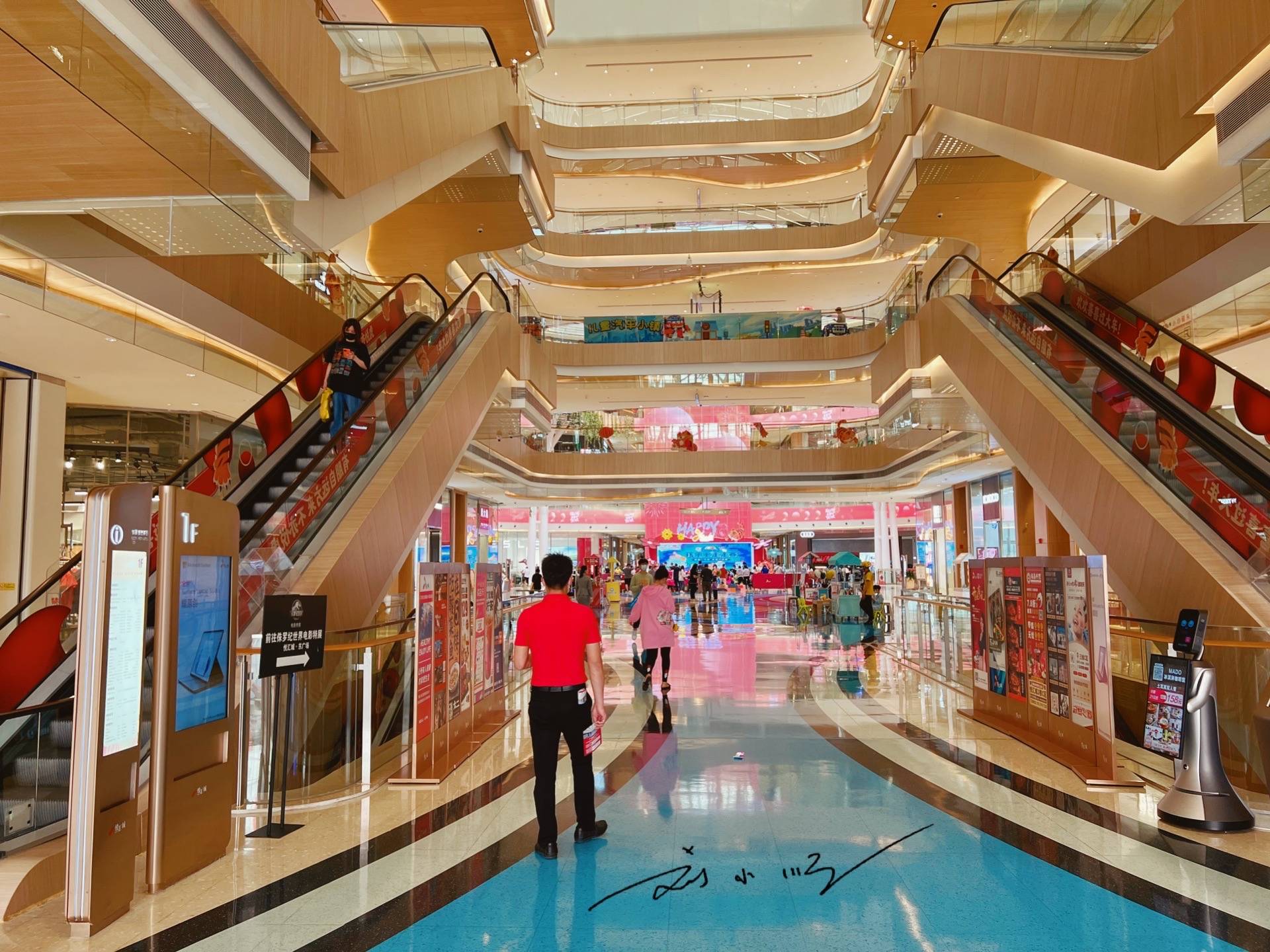 广州“第二大商场”，就在荔湾区，虽然开业没多久，人气却很旺3