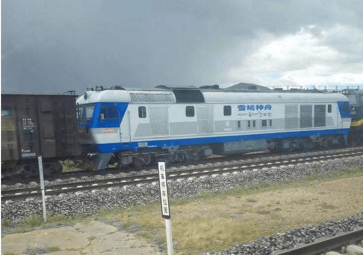 明明高铁技术一流，青藏铁路用的火车头为啥还进口？背后全是智慧3