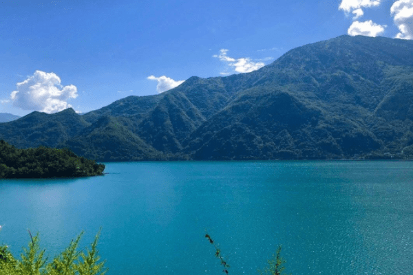 四川比较小众的景点，景色不输泸沽湖，多年来不要门票却鲜为人知1