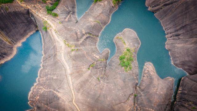 中国最奇特最像外星球的地貌就在湖南这个地方,火爆多年还未收费18