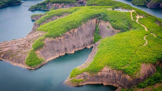 中国最奇特最像外星球的地貌就在湖南这个地方,火爆多年还未收费20