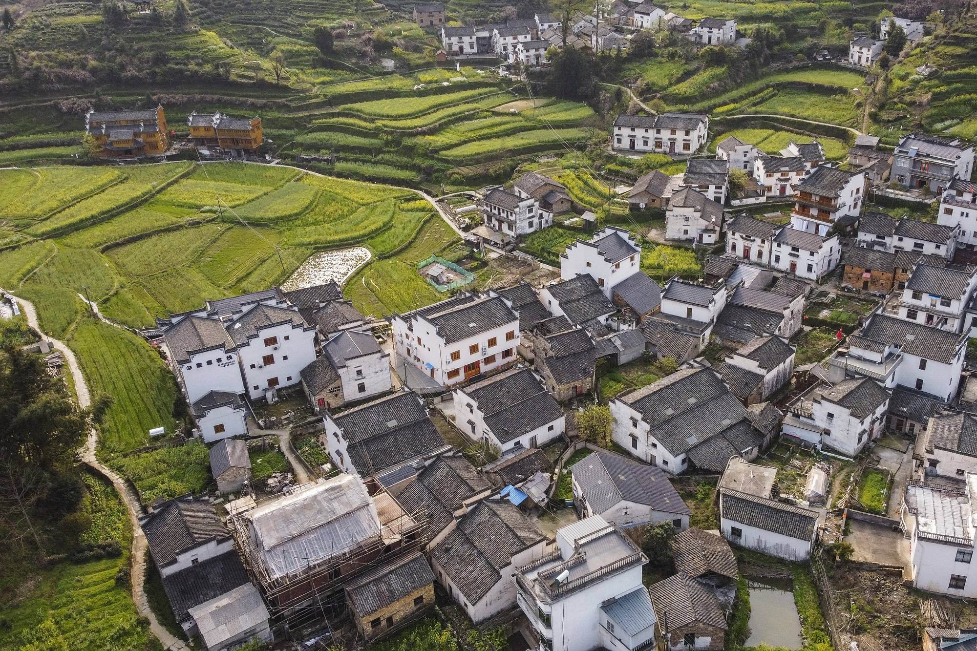 安徽深山中有座冷门古村,被誉为“梦乡村”,宛如世外桃源11