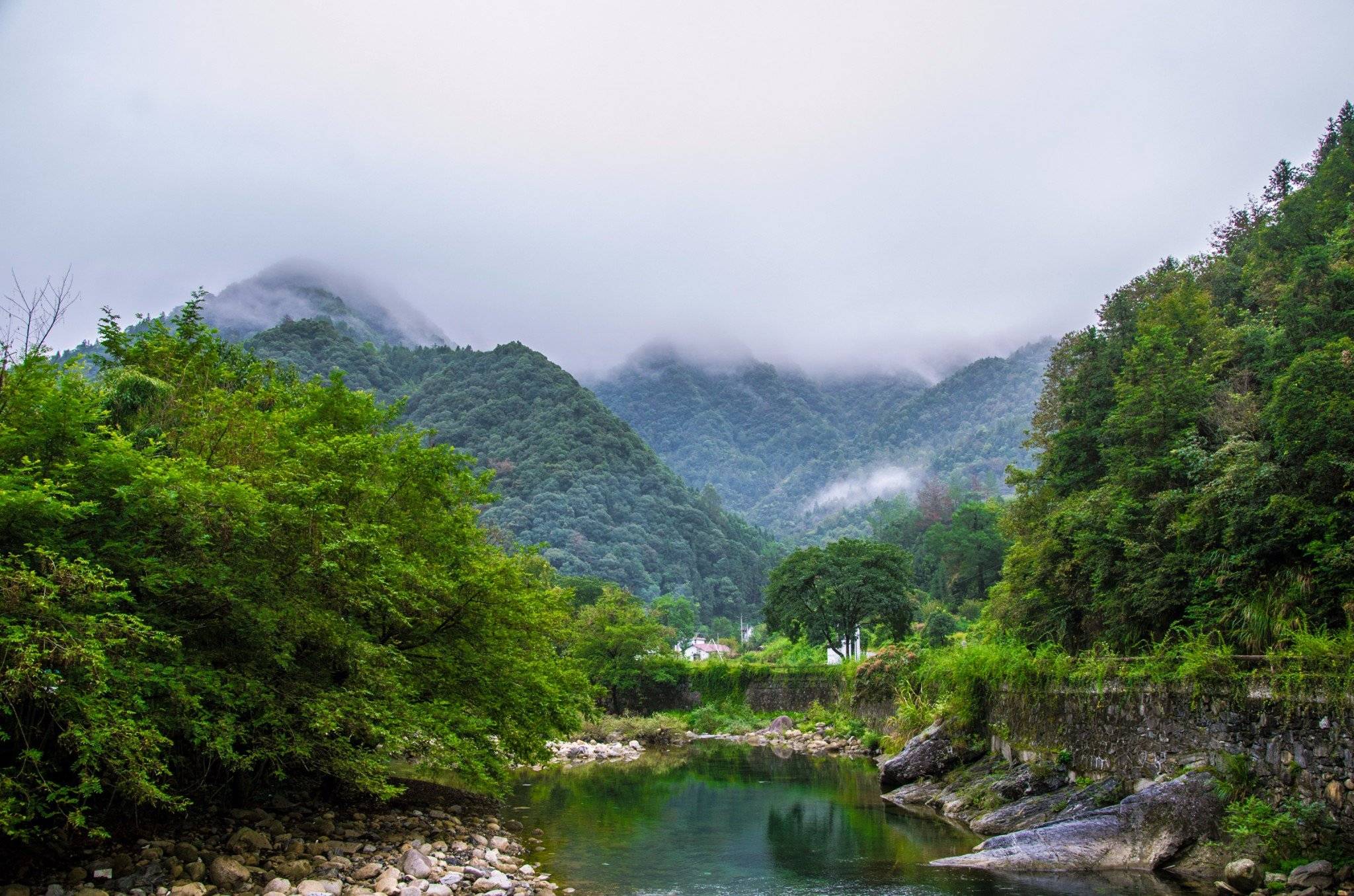 隐于安徽深山之中的百年古村,犹如世外桃源,至今鲜为人知3