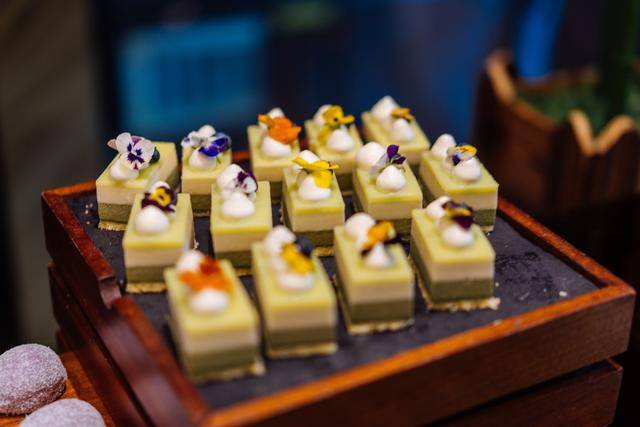 广州汇华希尔顿逸林酒店，想要享受美食来这里绝对没错15