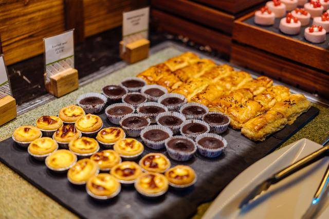 广州汇华希尔顿逸林酒店，想要享受美食来这里绝对没错18