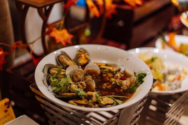 广州汇华希尔顿逸林酒店，想要享受美食来这里绝对没错26