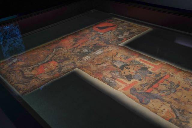 T型帛画承载永生愿望，马王堆的这块布究竟有多神奇，一起来看看9