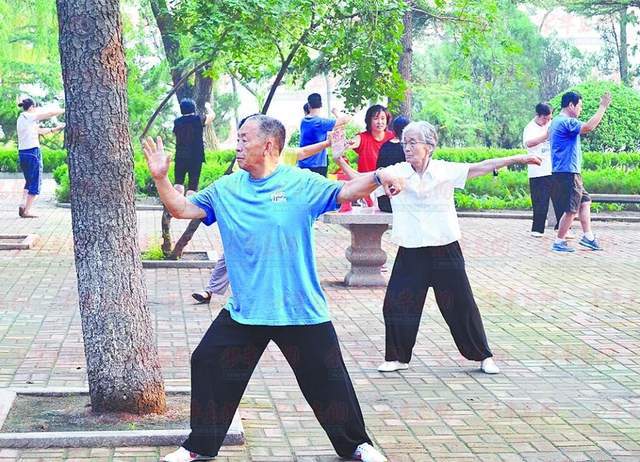 老年朋友们，这4个真相，希望大家能尽早看清1