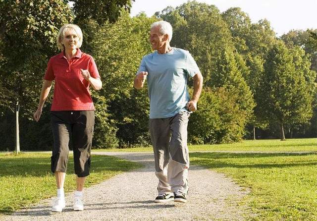 老年朋友们，这4个真相，希望大家能尽早看清3