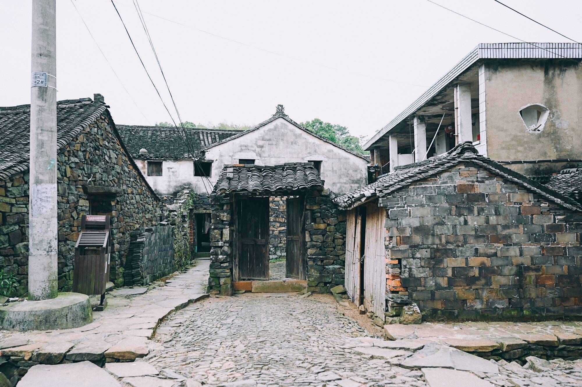 宁波石屋建筑规模最大的古村落，距今700多年，人少景美门票免费4
