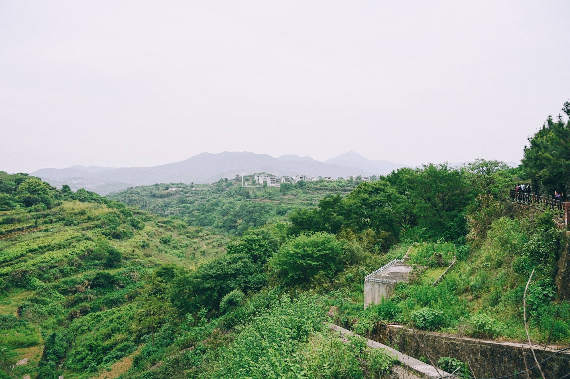 宁波石屋建筑规模最大的古村落，距今700多年，人少景美门票免费9