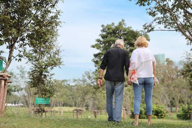 活着的意义是什么?活下去是基本的,活成自己才是高级的3