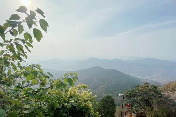 抱犊崮在哪里 在山东什么地方2