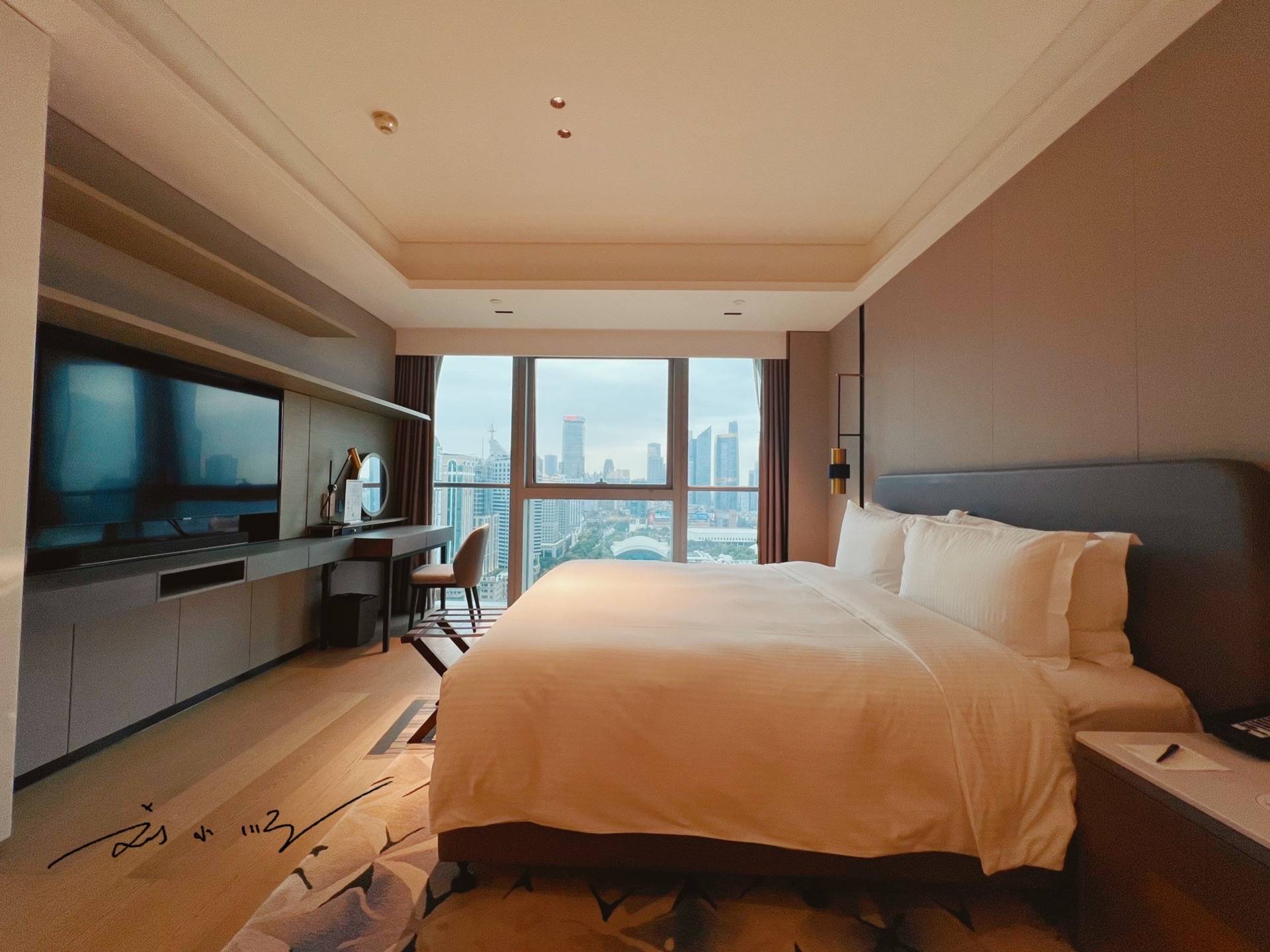 占据广州C位，在房间俯瞰珠江新城，这家高档服务公寓竟如此豪横9