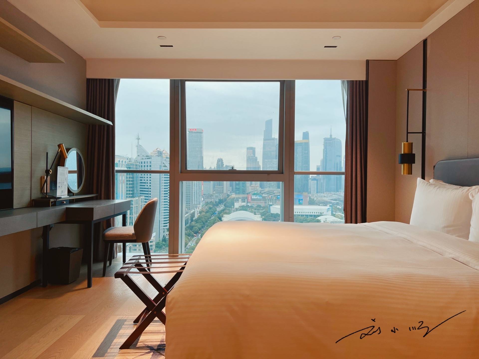 占据广州C位，在房间俯瞰珠江新城，这家高档服务公寓竟如此豪横16