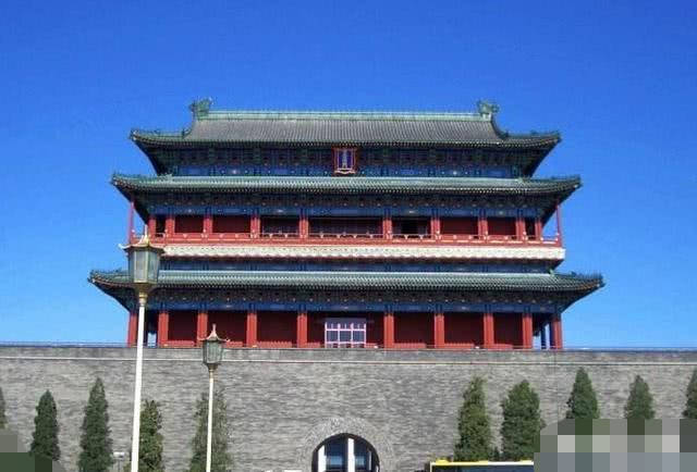 明朝修故宫的工人，为什么把故宫修歪了？答案你万万没想到！3