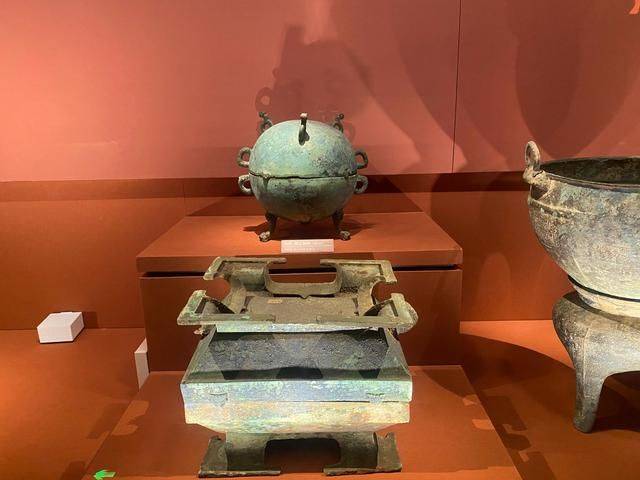 “钟鸣鼎食”是啥样的,今天我们来博物馆看看贵族的餐饮有多浮夸6