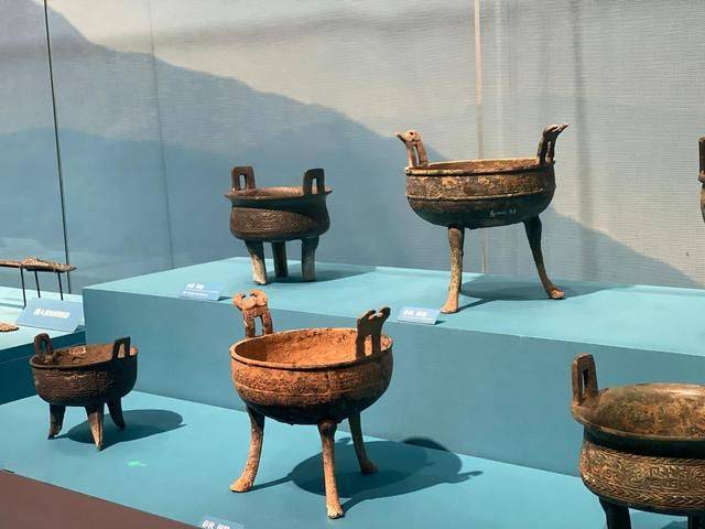 长沙特殊民族,商周时期的古老族群,泛称“百越”10