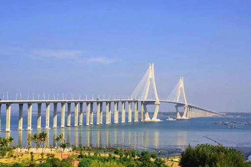 坡头区有哪些好玩的景区景点?这份自驾游攻略看完都知道了1