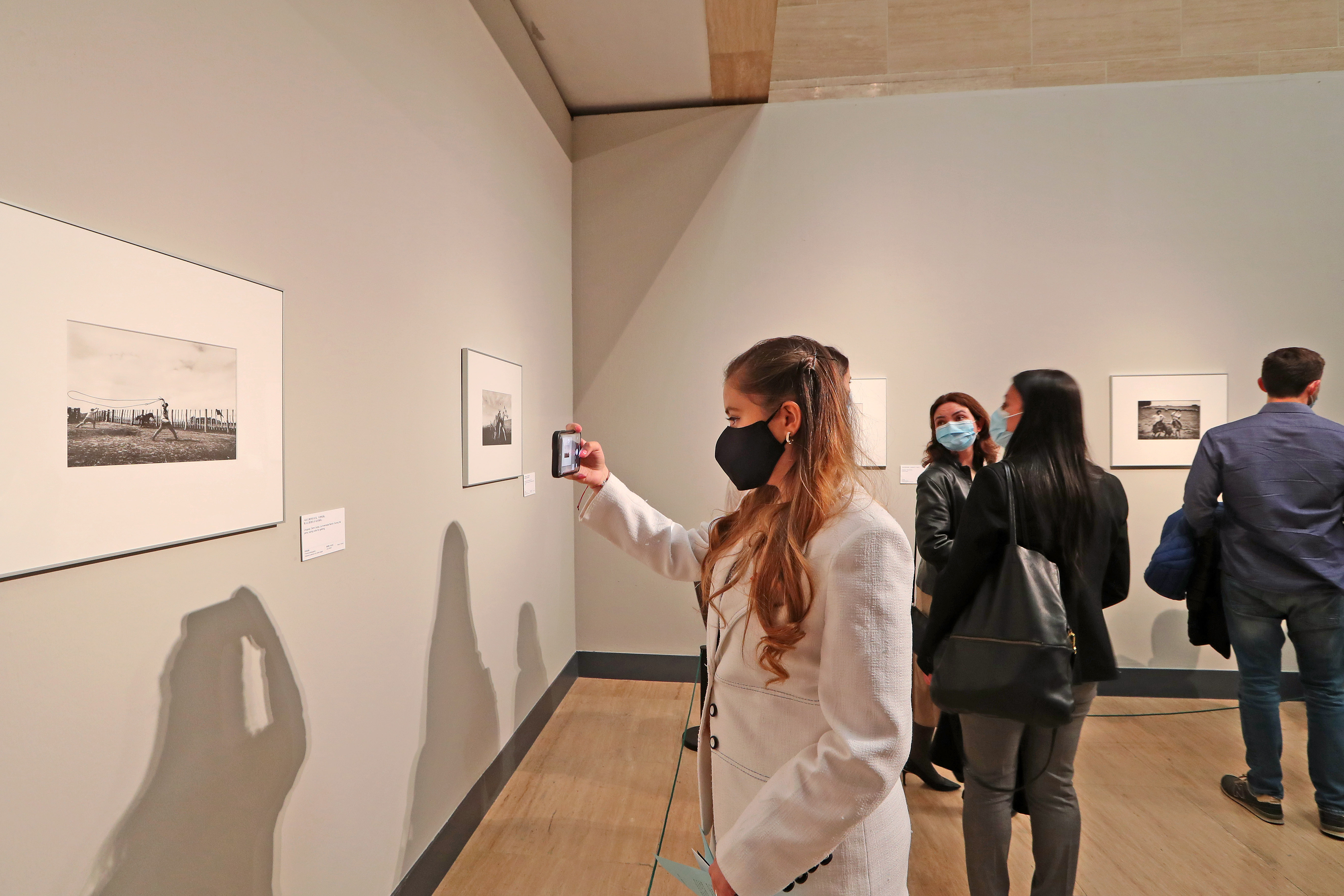 “路易斯·法比尼‘高乔人’摄影展”在中国美术馆举办2