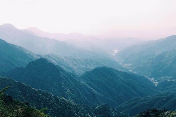 中国十大著名红色旅游景点对比6