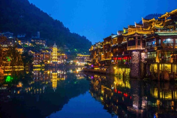 这个五一去凤凰古城走一走,发现不一样的古镇8
