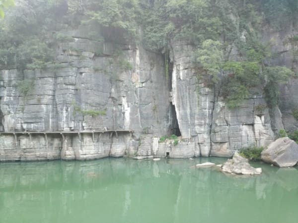 石门天凿不二门国家森林公园10
