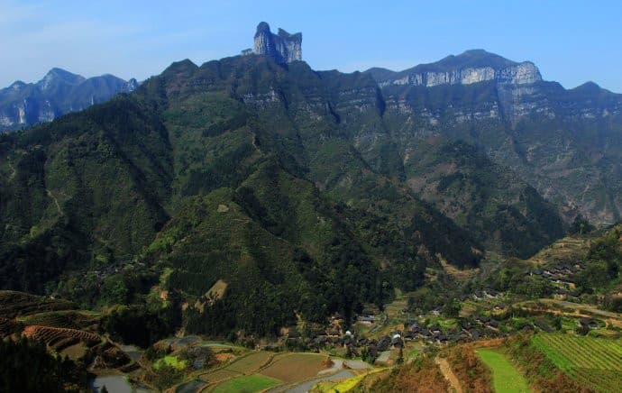 探寻传说中的圣山美景保靖吕洞山3