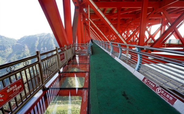 德夯苗寨上的奇观矮寨大桥5