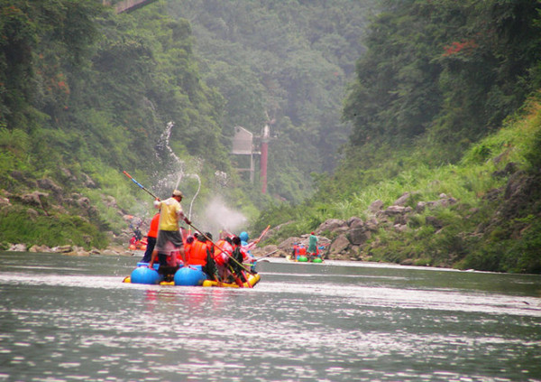湘西旅游体验最好的三大景区之猛洞河漂流2