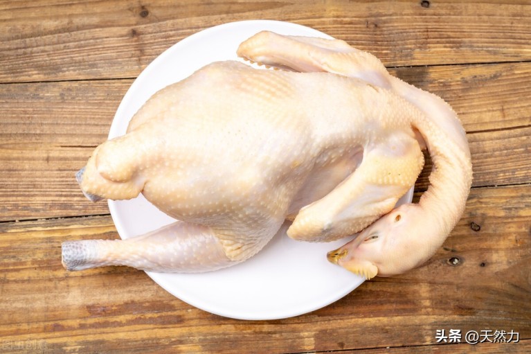 盐焗鸡卤水怎么做好吃?盐焗鸡水焗的配方和烹饪方法3