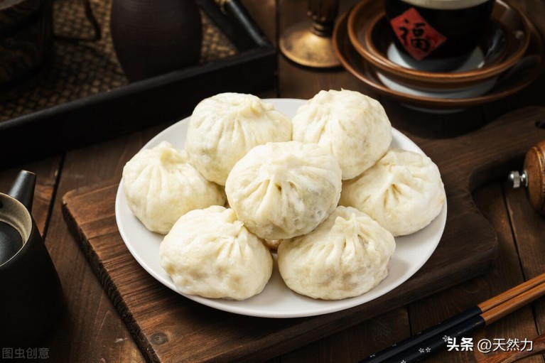 香菇包子馅怎么做好吃(香菇鲜肉包子馅的调制方法)1