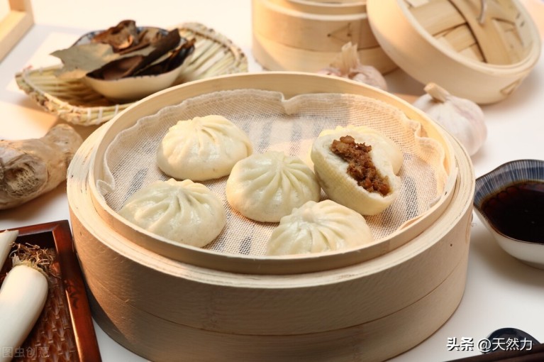 香菇包子馅怎么做好吃(香菇鲜肉包子馅的调制方法)4