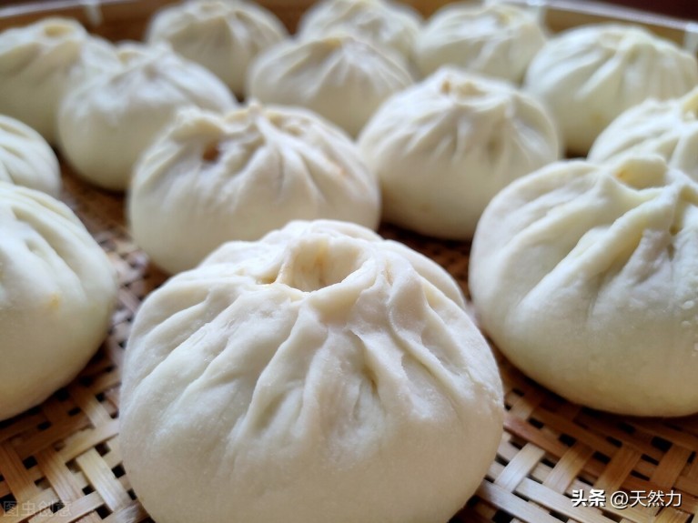 香菇包子馅怎么做好吃(香菇鲜肉包子馅的调制方法)8