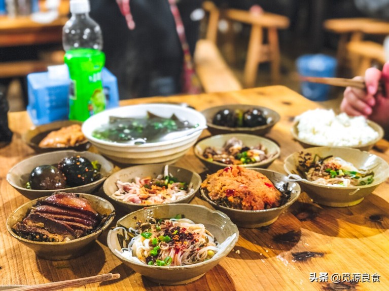 重庆菜好吃还是四川菜好吃（重庆菜和成都菜区别分析）2